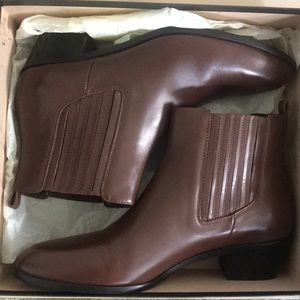 J crew Chelsea boot